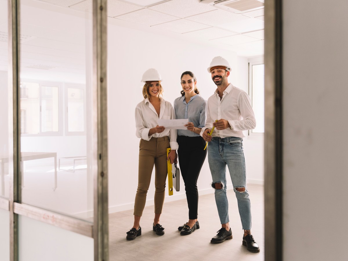 ¿Quieres montar un negocio físico y necesitas reformar el local?. Te explicamos qué pasos seguir y cuanto podría costar esa reforma, según los metros&nbsp;cuadrados.